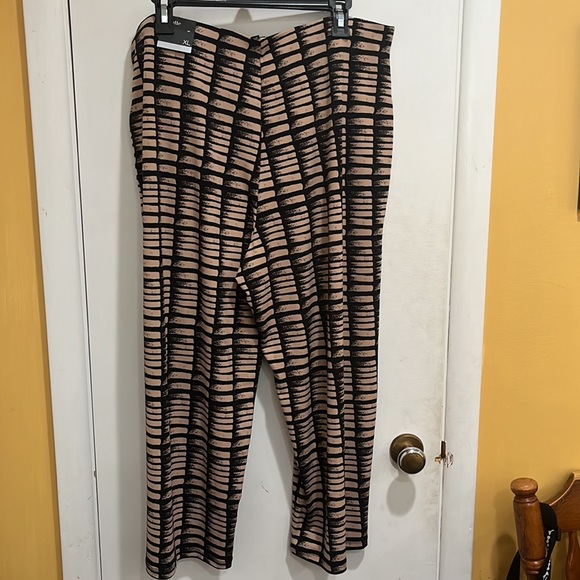 ALFANI woman’s Elements Charcoal Grid pants! - Picture 3 of 8